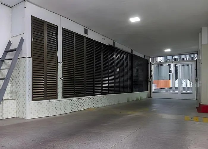 Apto Completo a 1km do Pão de Açúcar com Garagem Rio de Janeiro
